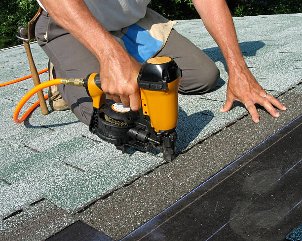 Best Emergency Roof Repair  in South Lyon, MI